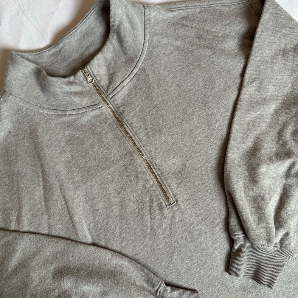 Old Navy Heather Gray Fleece-Lined Pullover